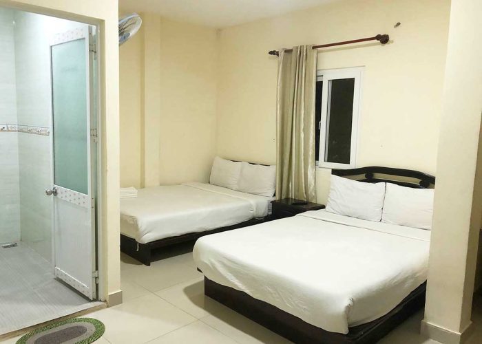 phòng ngủ tại khách sạn Phượng Hồng Đà Lạt